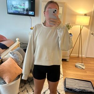 Lululemon crewneck